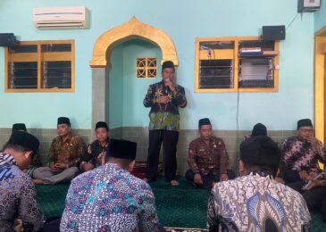 KaKan Kemenag Sampang Ajak ASN Makmurkan Masjid Dan Musholla